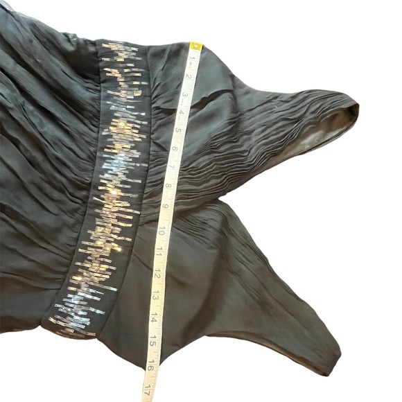 BCBGMaxAzria Black 100% Silk Bubble Skirt Cocktail Dress w/ Beaded Waist Sz 6 - Picture 6 of 17